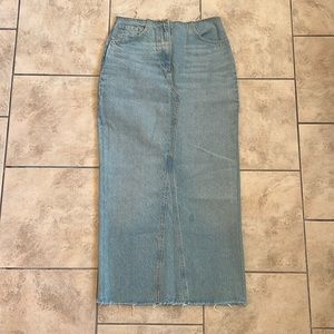 Women’s long jeans skirt split back size:Xs